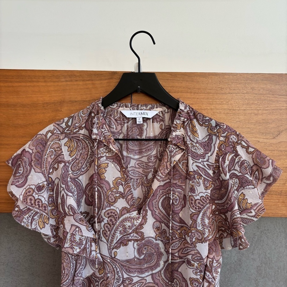 Intermix Silk Ruffle Blouse Metallic Thread, Size P - Picture 2 of 11